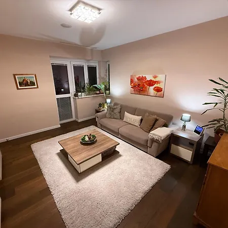 Luxury Penthouse In The Middle Of Old Town ホームステイ *