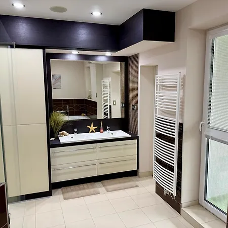 Quarto em Acomodações Particulares Luxury Penthouse In The Middle Of Old Town